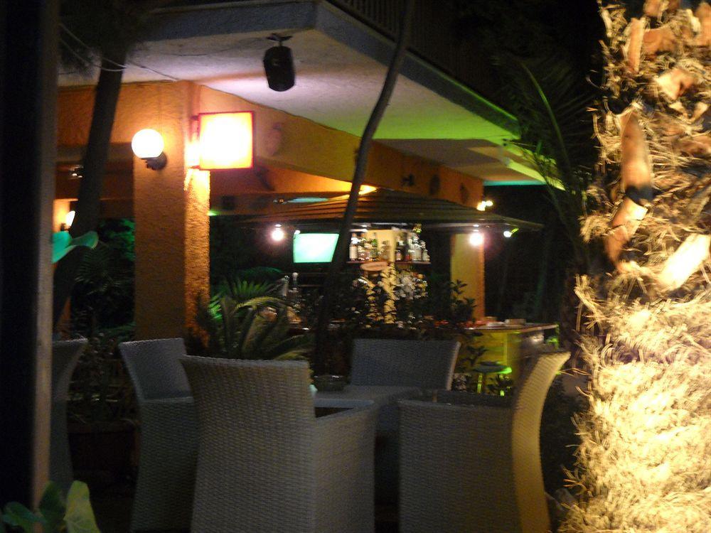 Hotel Possidon Aegina Exteriör bild