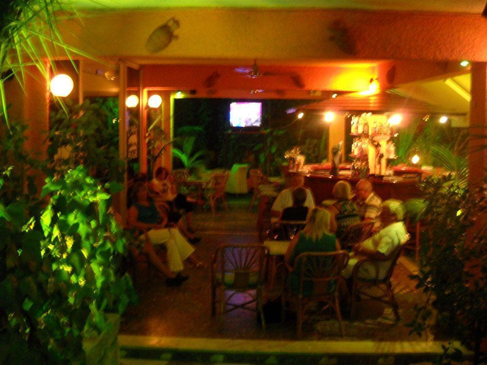 Hotel Possidon Aegina Exteriör bild
