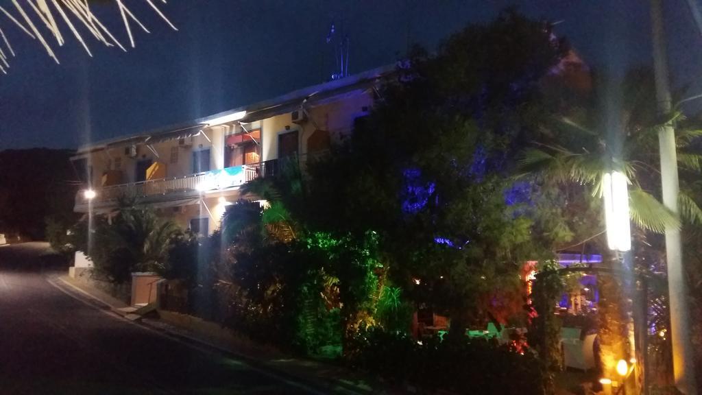 Hotel Possidon Aegina Exteriör bild