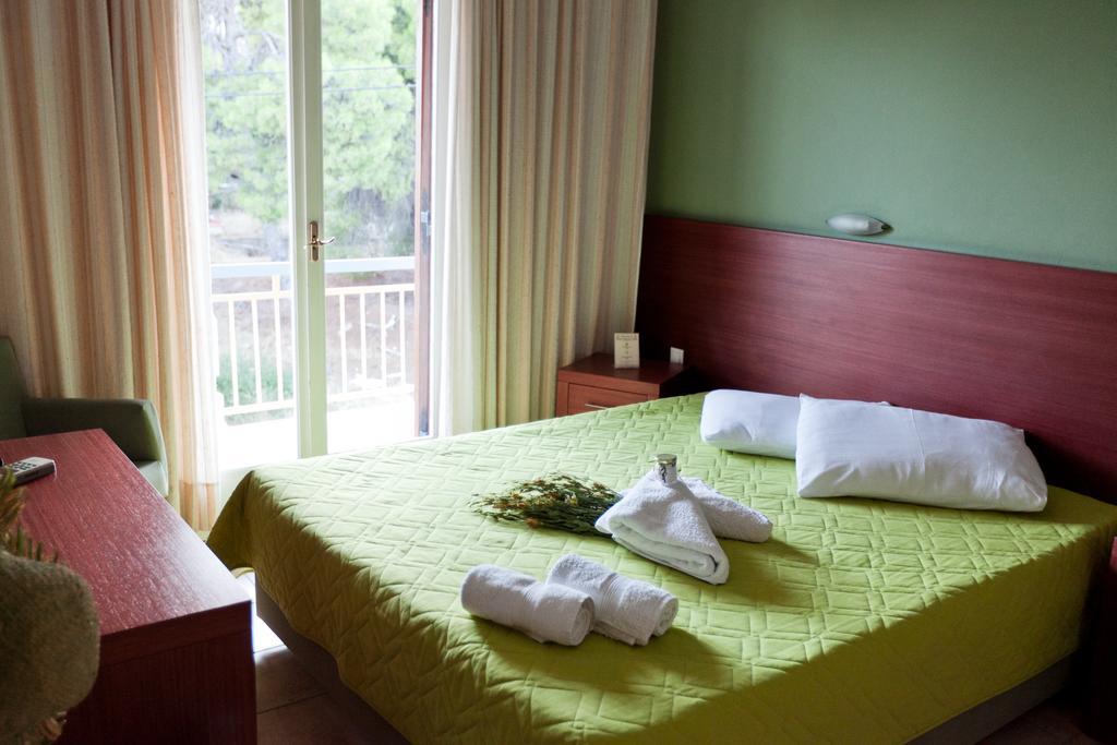 Hotel Possidon Aegina Exteriör bild